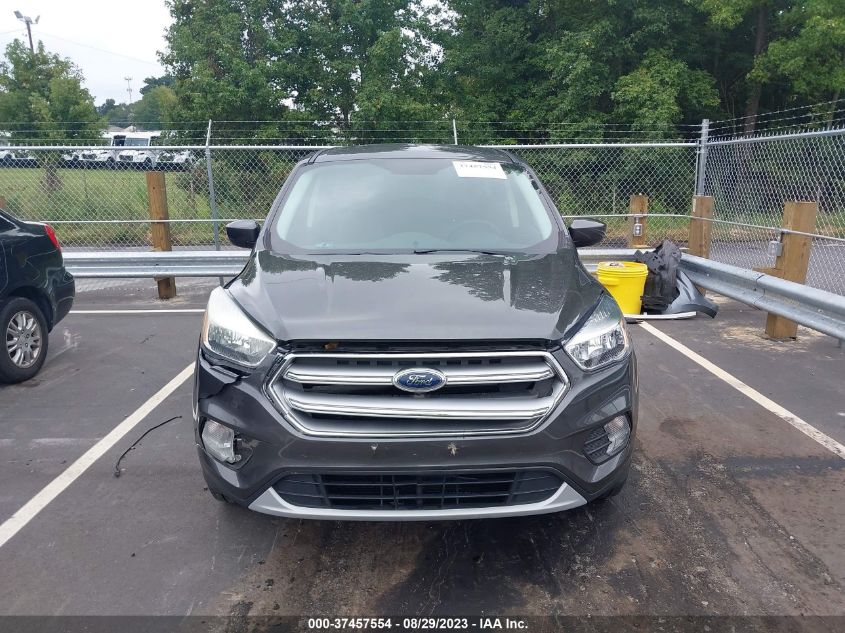 2017 FORD ESCAPE SE - 1FMCU9GD5HUA69121