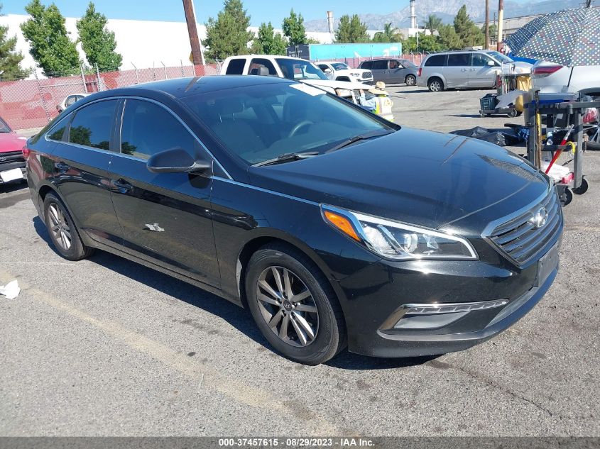 2015 HYUNDAI SONATA 2.4L SE - 5NPE24AF4FH119854