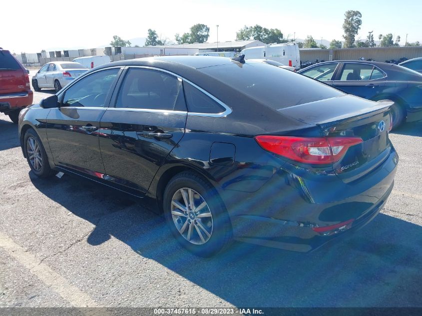 2015 HYUNDAI SONATA 2.4L SE - 5NPE24AF4FH119854