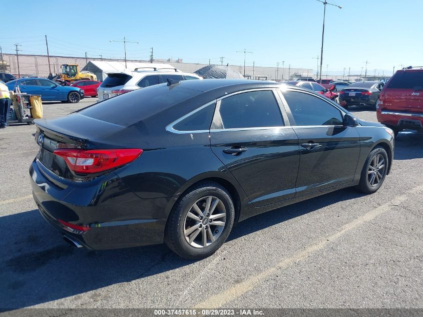 2015 HYUNDAI SONATA 2.4L SE - 5NPE24AF4FH119854