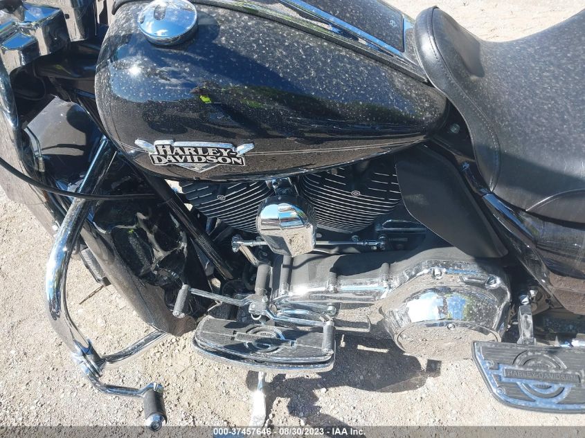 2012 HARLEY-DAVIDSON FLHP POLICE ROAD KING 1HD1FHM16CB675430