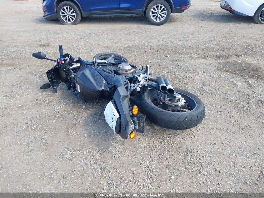 VIN MLHPC446XH5400848 2017 HONDA CBR500 R
