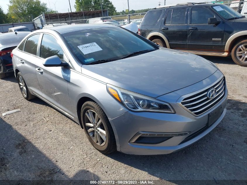 2015 HYUNDAI SONATA 2.4L SE - 5NPE24AF9FH245062