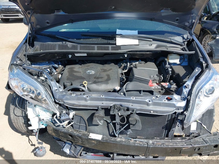 VIN 5TDYZ3DCXHS867672 2017 TOYOTA SIENNA XLE AUTO ACCESS