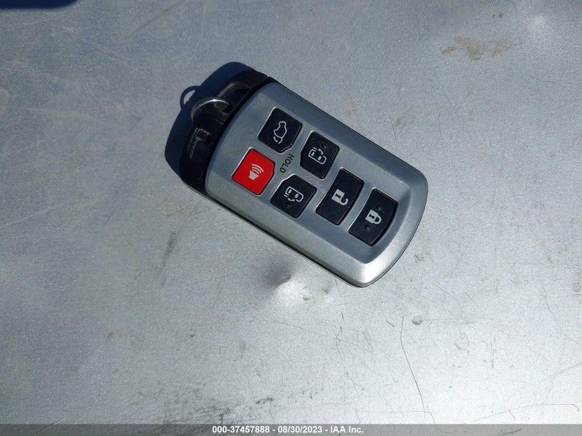 VIN 5TDYZ3DCXHS867672 2017 TOYOTA SIENNA XLE AUTO ACCESS