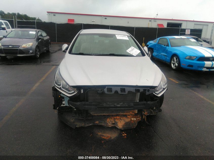 2018 HYUNDAI SONATA SE - 5NPE24AF6JH695129