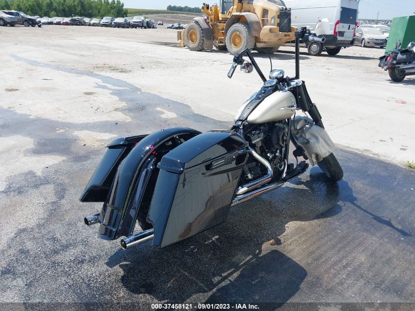2018 HARLEY-DAVIDSON FLHCS HERITAGE CLASSIC 114 1HD1YBK13JC078592