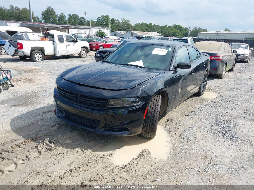 2C3CDXBG5NH153405 Dodge Charger SXT 2