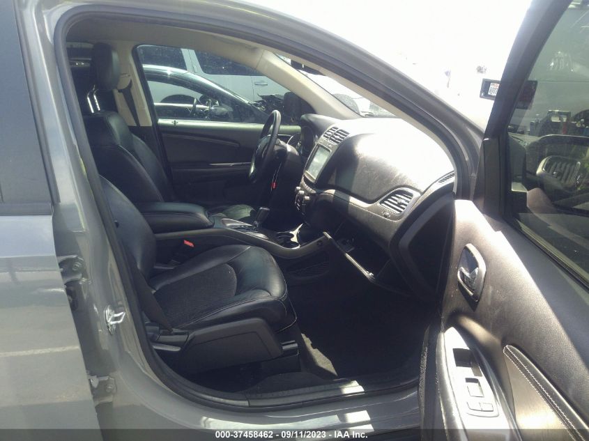 2019 DODGE JOURNEY CROSSROAD - 3C4PDCGG3KT717828