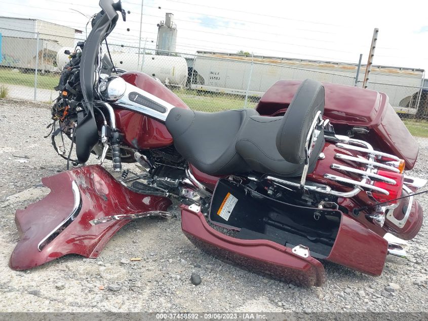 2008 HARLEY-DAVIDSON FLHX - 1HD1KB4168Y601731