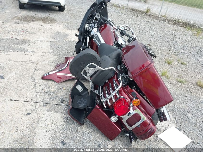 2008 HARLEY-DAVIDSON FLHX - 1HD1KB4168Y601731