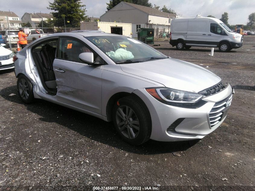 2017 HYUNDAI ELANTRA SE - 5NPD84LF0HH087155