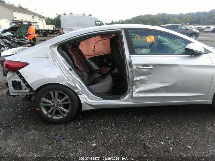 2017 HYUNDAI ELANTRA SE - 5NPD84LF0HH087155