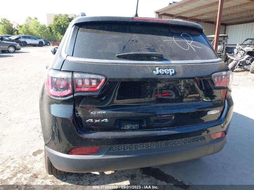 2022 JEEP COMPASS LATITUDE LUX - 3C4NJDFB0NT194106