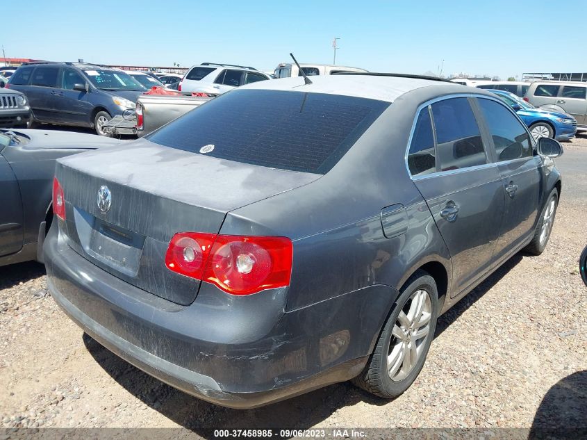 2016 VOLKSWAGEN PASSAT 1.8T S - 1VWAT7A35GC027309