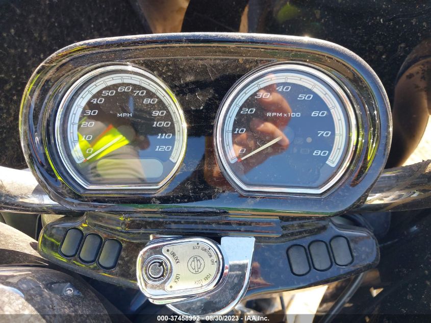 2021 HARLEY-DAVIDSON FLTRK 1HD1KZF18MB631252