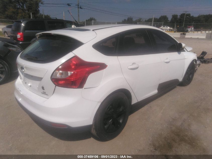 2014 FORD FOCUS SE - 1FADP3K24EL246378