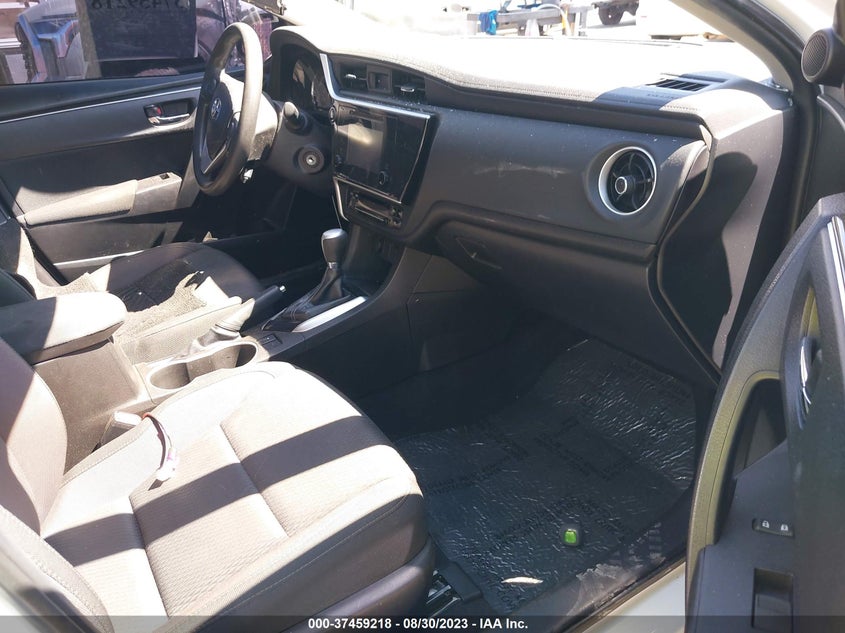 VIN 5YFBURHE1KP906409 2019 TOYOTA COROLLA L/LE/SE/XLE/XSE