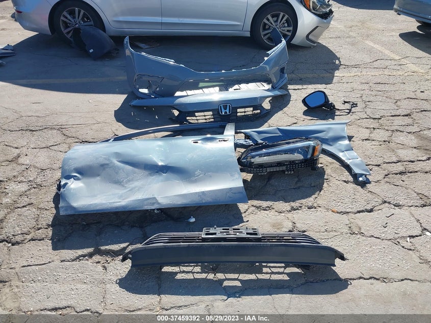 VIN 2HGFE1F96PH313780 2023 HONDA CIVIC SEDAN TOURING