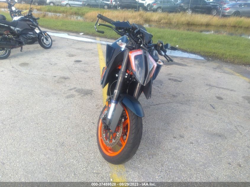 2022 KTM 1290 SUPER DUKE R VBKV39409NM952764