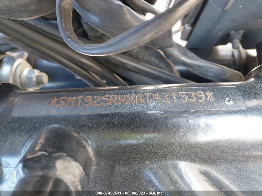 2010 TRIUMPH MOTORCYCLE SCRAMBLER - SMT925RNXAT431539