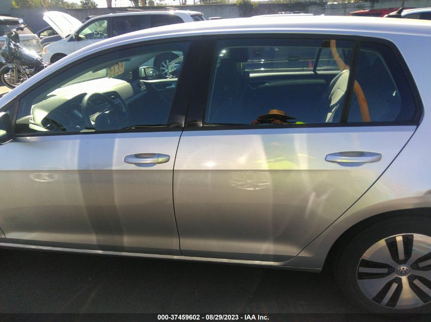 2016 VOLKSWAGEN E-GOLF SE - WVWKP7AU5GW909616