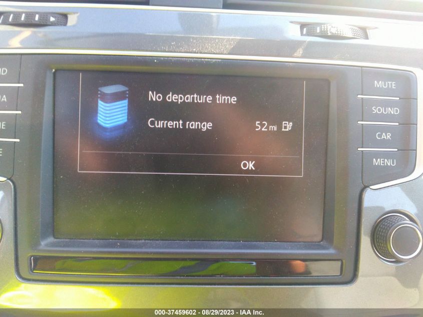 2016 VOLKSWAGEN E-GOLF SE - WVWKP7AU5GW909616