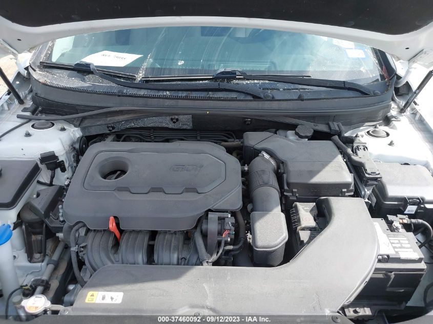 2016 HYUNDAI SONATA 2.4L SE - 5NPE24AF9GH323910