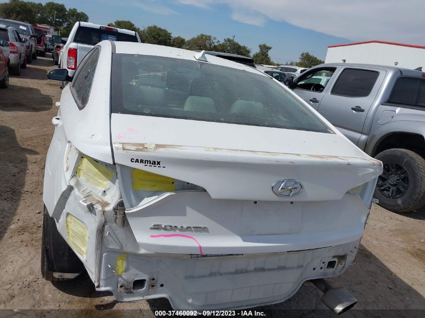 2016 HYUNDAI SONATA 2.4L SE - 5NPE24AF9GH323910