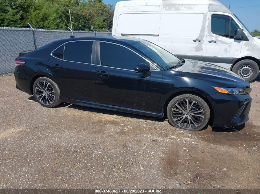 2020 TOYOTA CAMRY SE - 4T1G11AKXLU922043