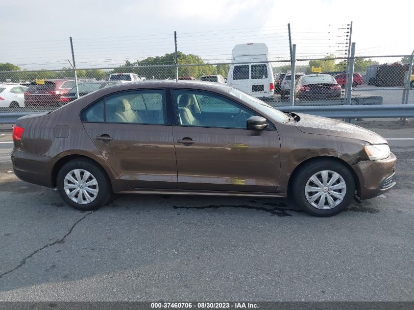 2014 VOLKSWAGEN JETTA SEDAN S - 3VW2K7AJ1EM225998