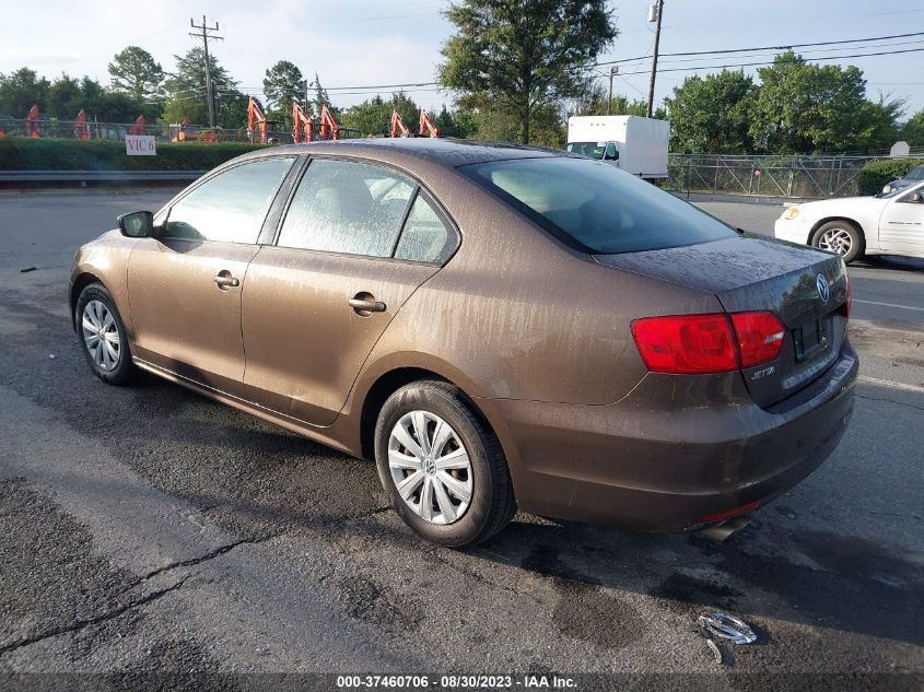 2014 VOLKSWAGEN JETTA SEDAN S - 3VW2K7AJ1EM225998