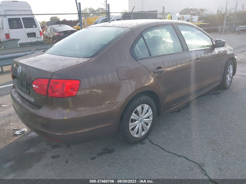 2014 VOLKSWAGEN JETTA SEDAN S - 3VW2K7AJ1EM225998