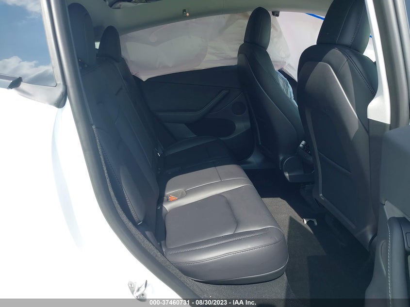 VIN 7SAYGDEE4PF613909 2023 TESLA MODEL Y