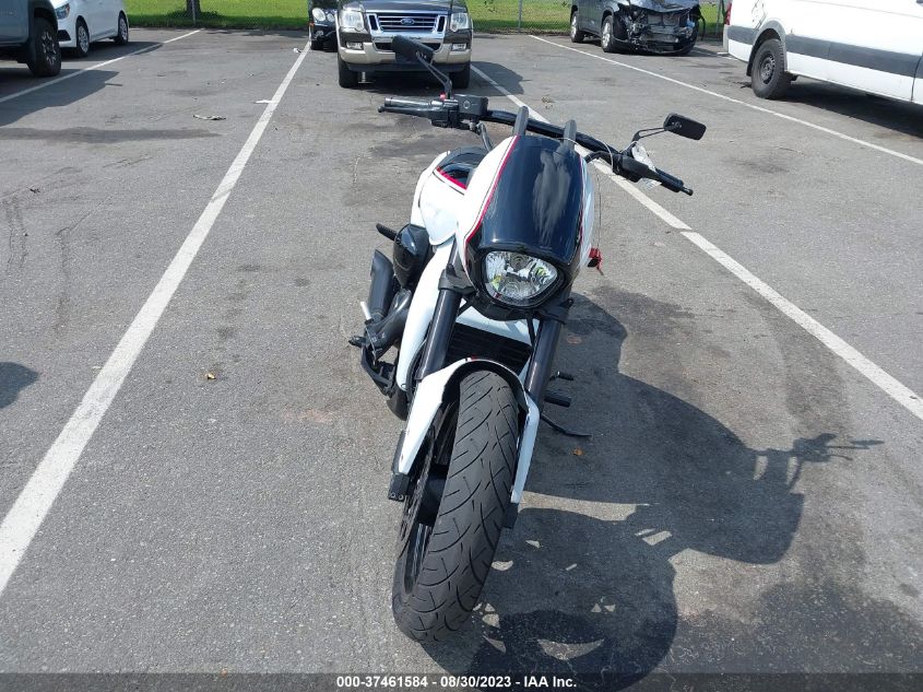 2015 SUZUKI VZR1800 JS1VY53A5F2100487