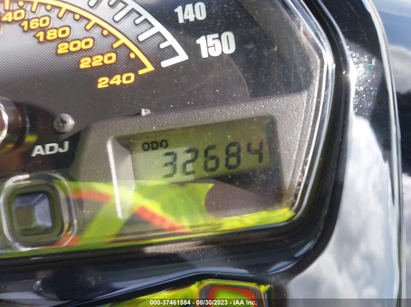 2015 SUZUKI VZR1800 JS1VY53A5F2100487