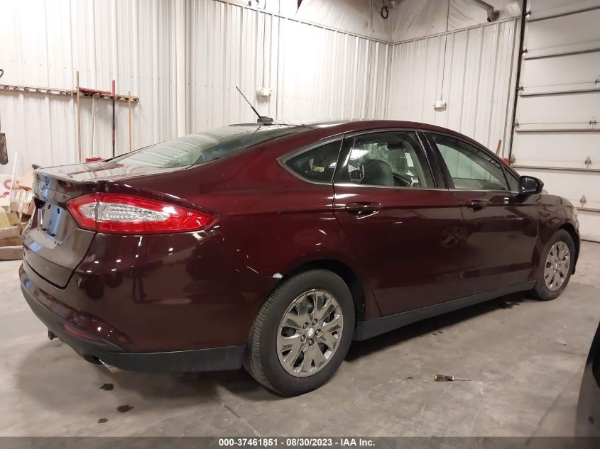 2013 FORD FUSION S - 3FA6P0G72DR169912