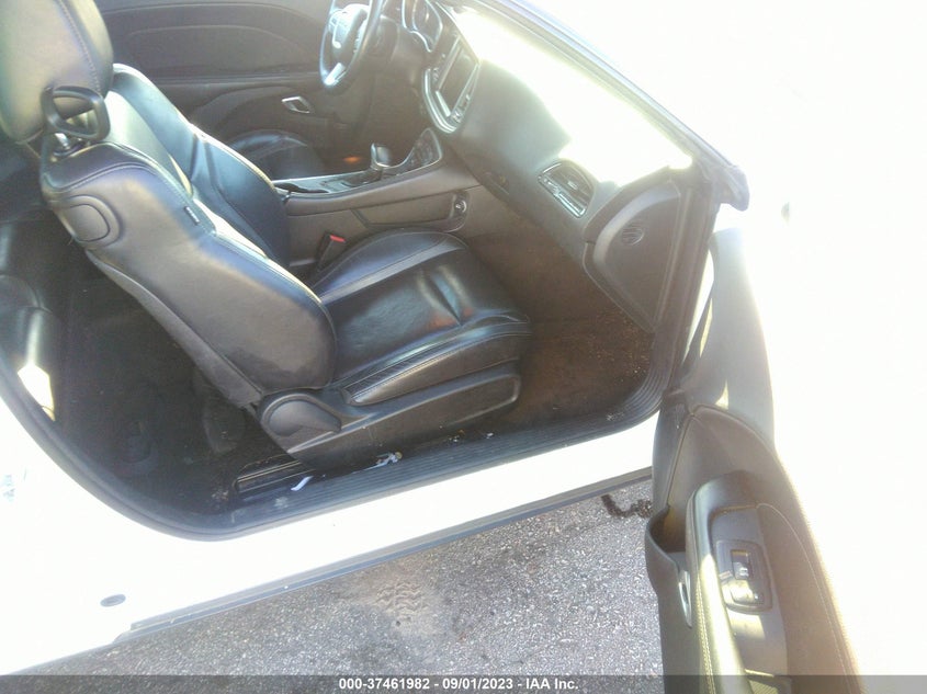 VIN 2C3CDZAG8JH258737 2018 DODGE CHALLENGER SXT PLUS