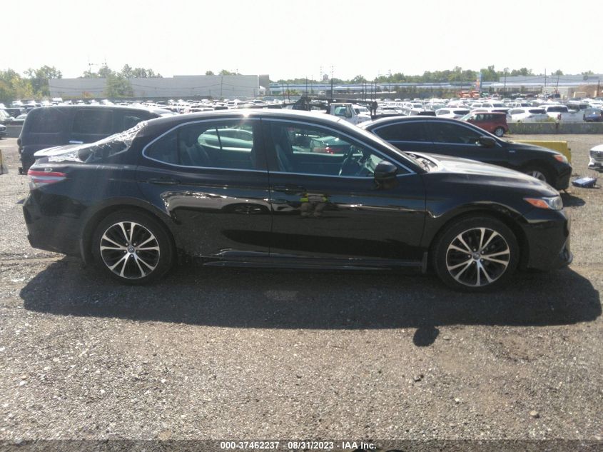 2018 TOYOTA CAMRY L/LE/XLE/SE/XSE - 4T1B11HK0JU563363