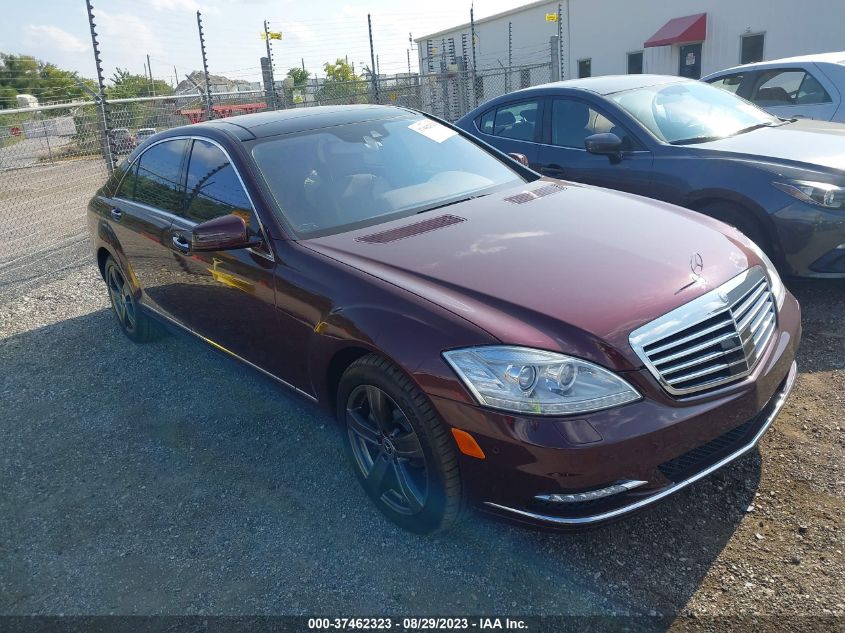 2013 MERCEDES-BENZ S-CLASS S 550 - WDDNG9EB0DA497539