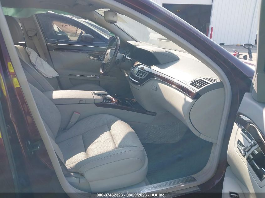 2013 MERCEDES-BENZ S-CLASS S 550 - WDDNG9EB0DA497539
