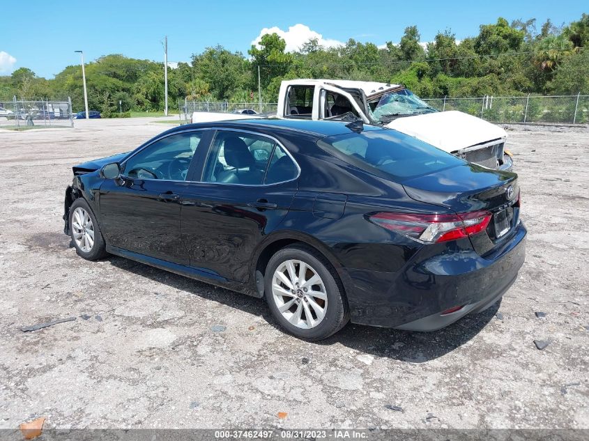 2021 TOYOTA CAMRY LE - 4T1C11AK5MU466775