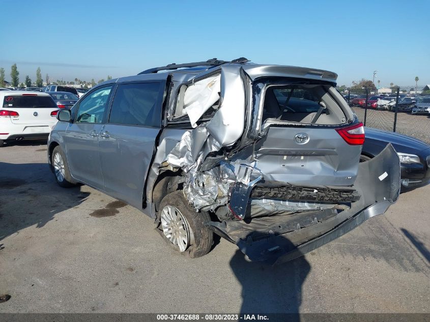 2017 TOYOTA SIENNA XLE AUTO ACCESS - 5TDYZ3DC2HS892856
