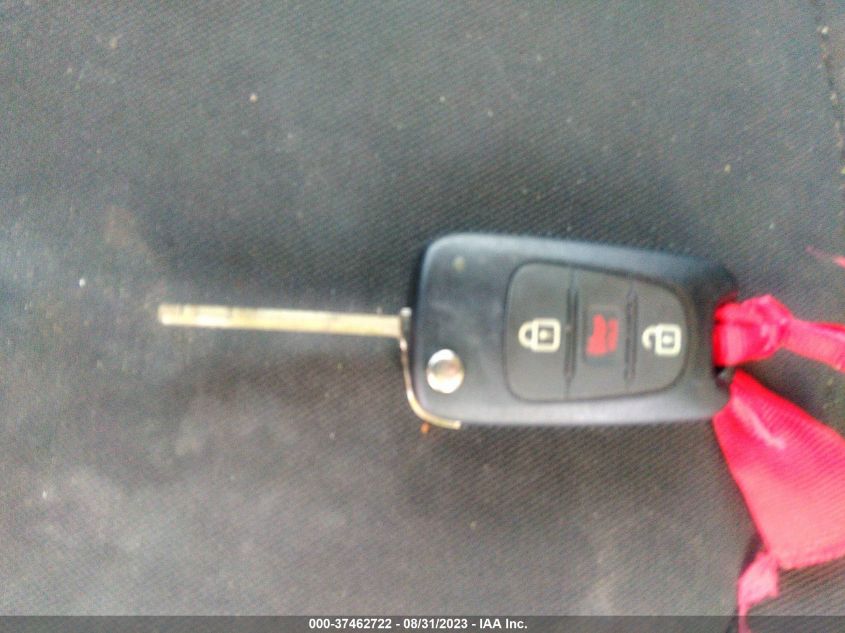 2013 KIA SOUL + - KNDJT2A60D7553710