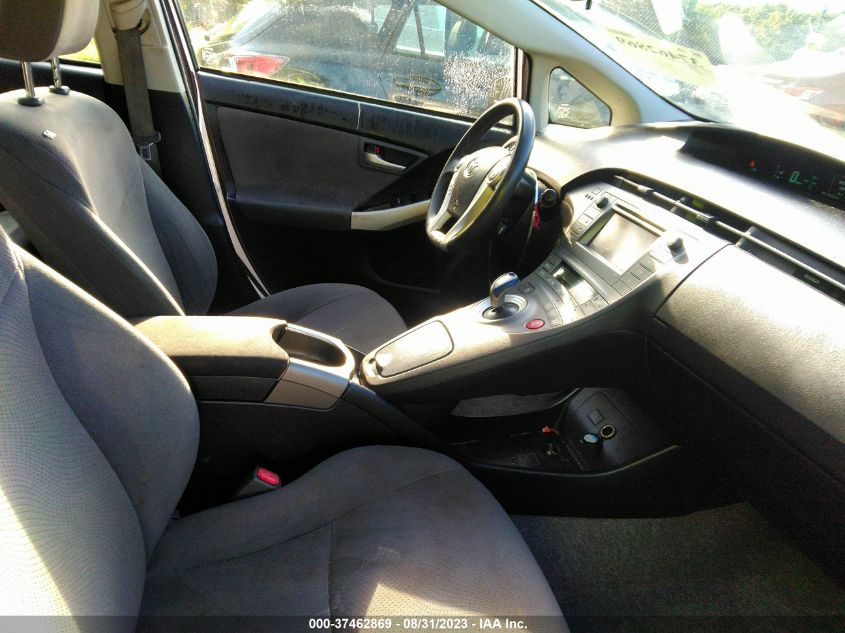 2015 TOYOTA PRIUS FOUR - JTDKN3DU2F1943289