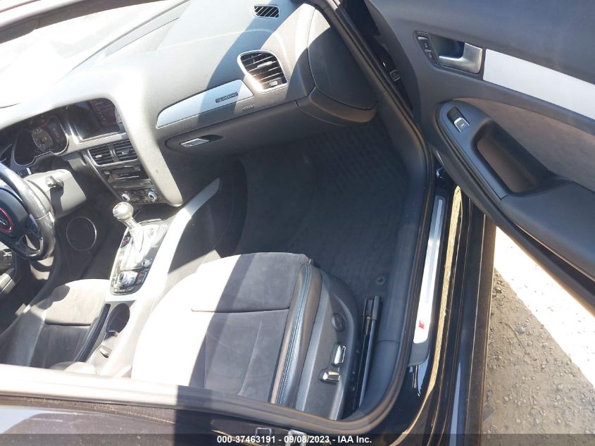2013 AUDI S4 PRESTIGE - WAUKGAFL5DA100376