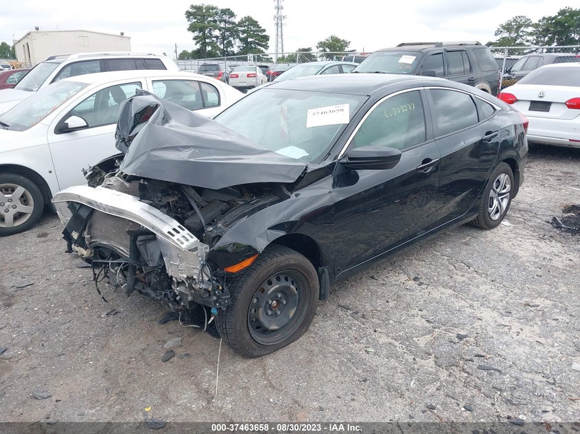 VIN 19XFC2F56JE010685 2018 HONDA CIVIC SEDAN LX