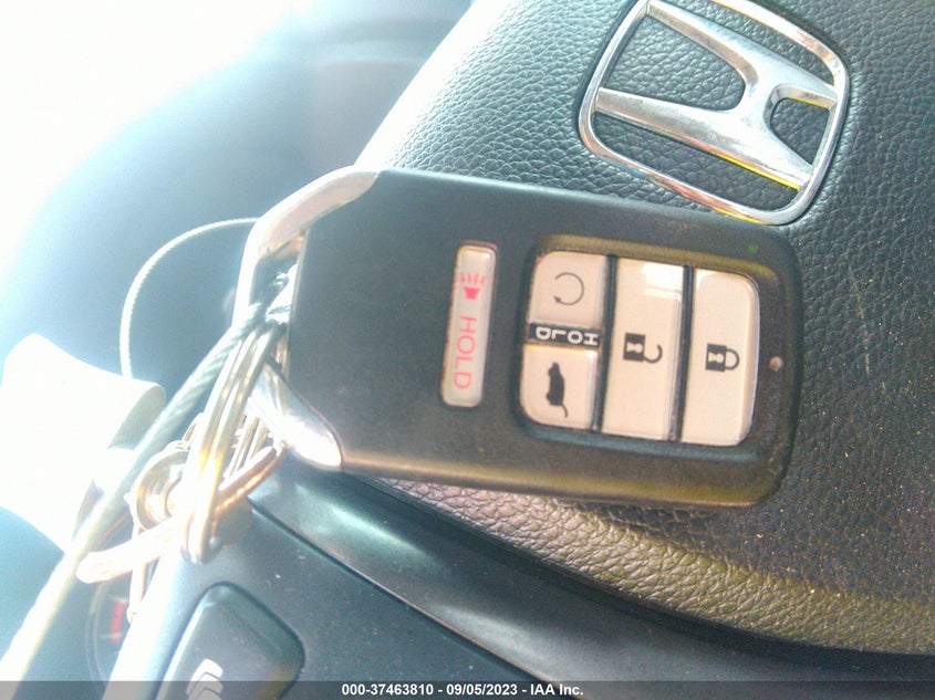 VIN 5FNYF5H58JB006789 2018 HONDA PILOT EX-L
