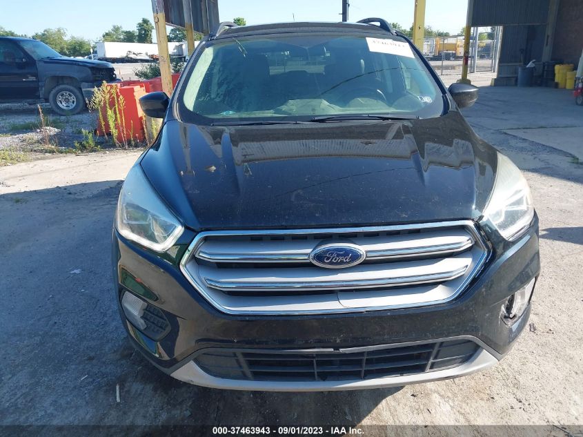 2017 FORD ESCAPE SE - 1FMCU9G92HUA25962