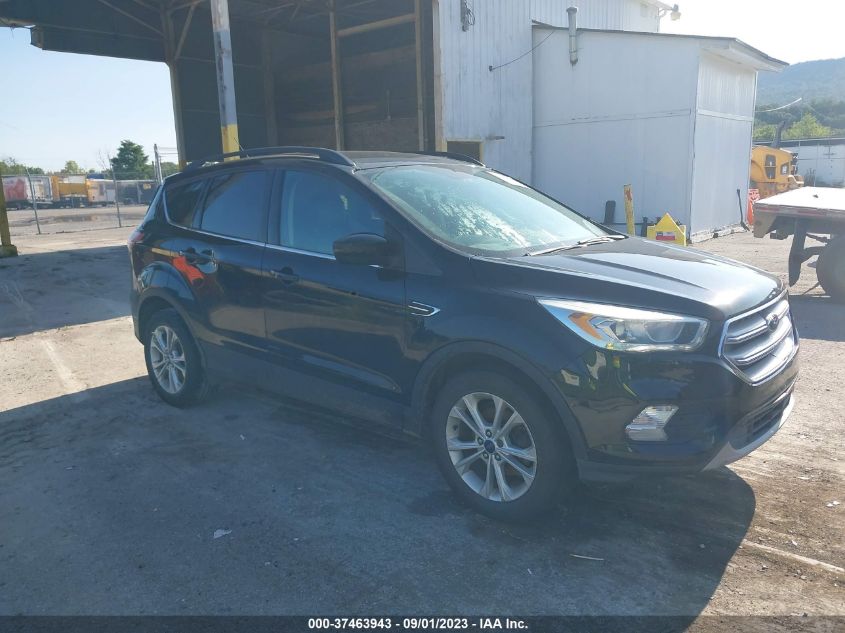 2017 FORD ESCAPE SE - 1FMCU9G92HUA25962